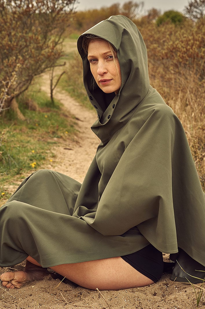 My favorite sustainable raincoats for the Dutch summer