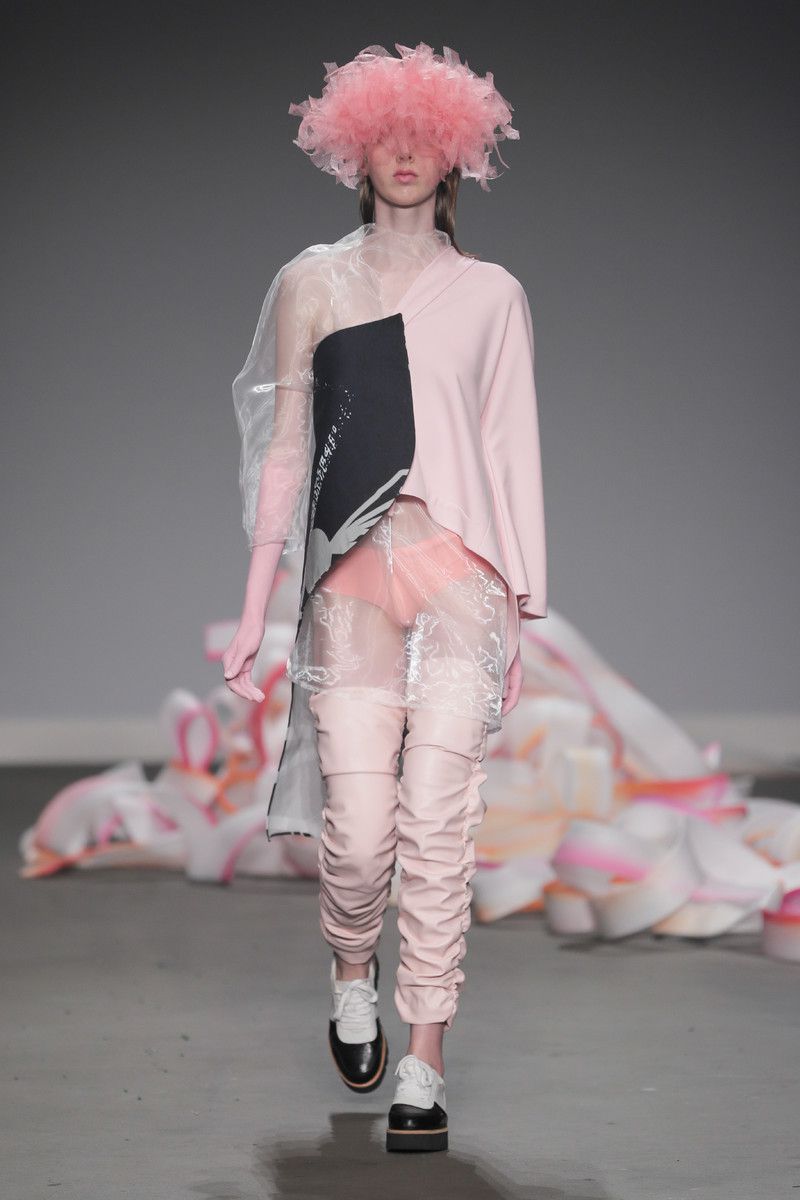 Ajbilou | Rosdorff showing at the Mercedes-Benz Amsterdam Fashion Week - pink headwear