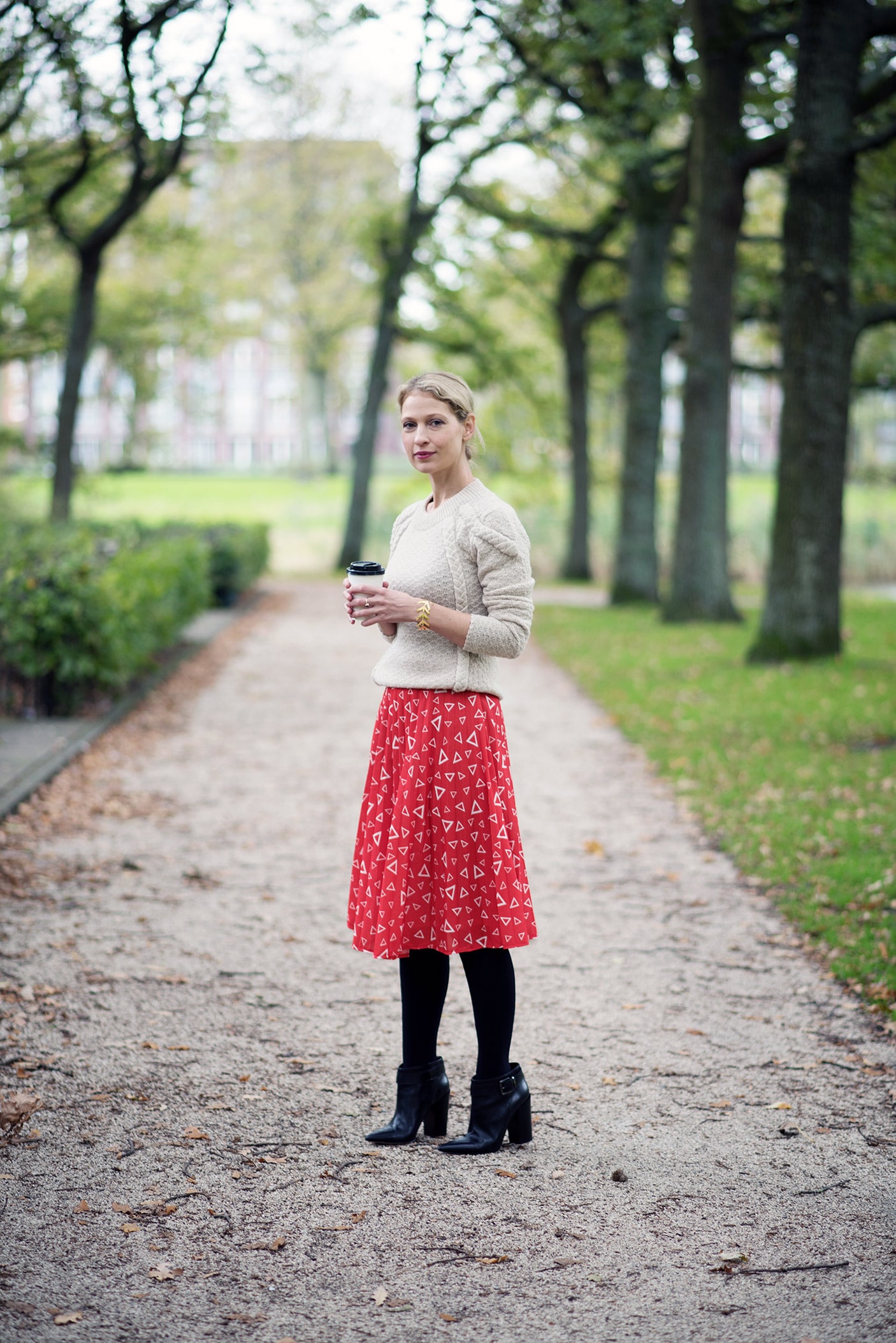 wearing a floaty skirt in the park